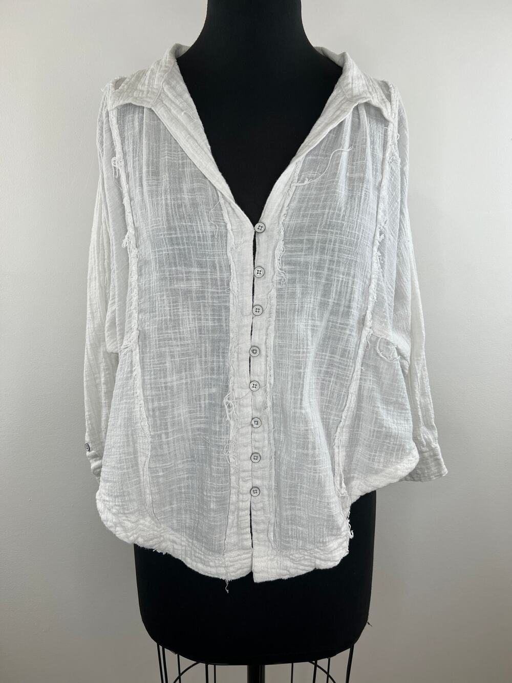 We The Free Ivory Button Down Long Sleeve Cotton Collared Shirt Size XS
